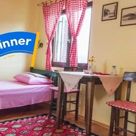 Putnicka Kuca Kod Dragane Guest house Bajina Basta