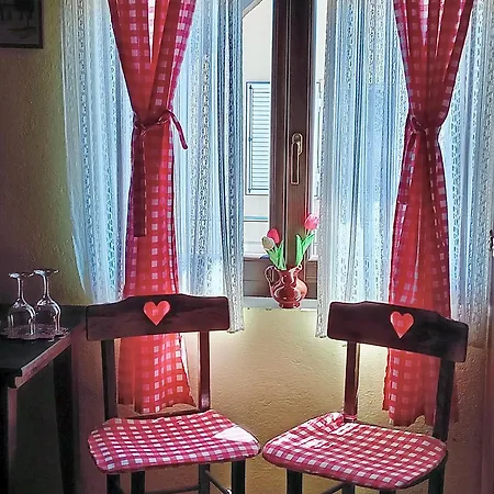 Putnicka Kuca Kod Dragane * Bajina Basta